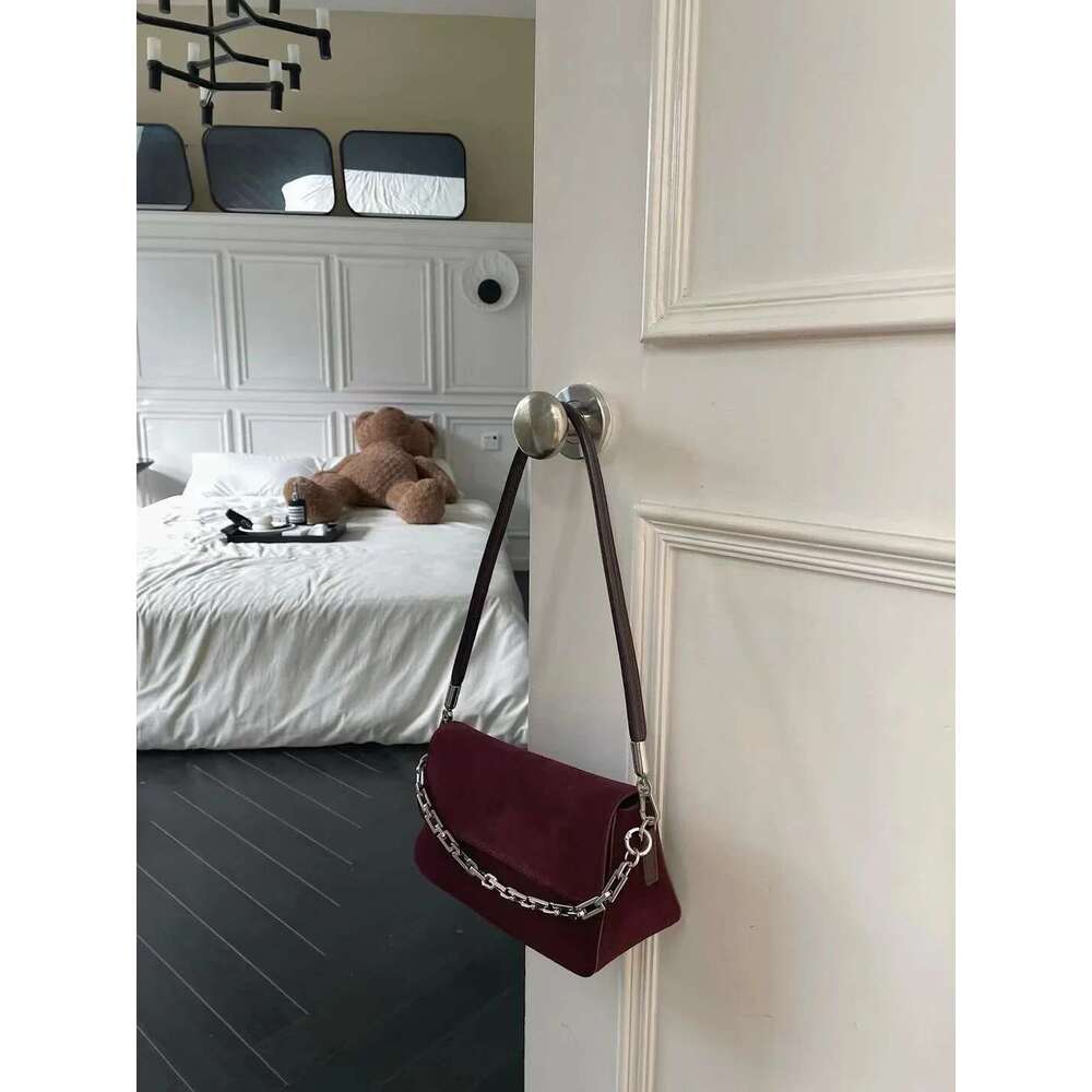 Ins Chic Niche Stylish Small Nubuck Flap Crossbody Matte Suede Leather Women Shoulder Bag 2 Straps Autumn Daily-Use Purse