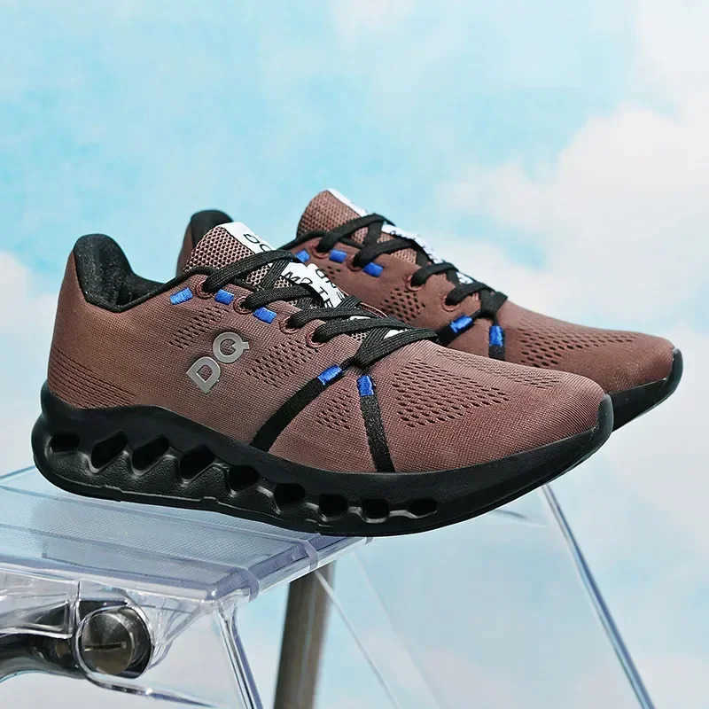 Mens running shoes feature an able and non slip mesh design providing a variety of wearing experiences Z250513