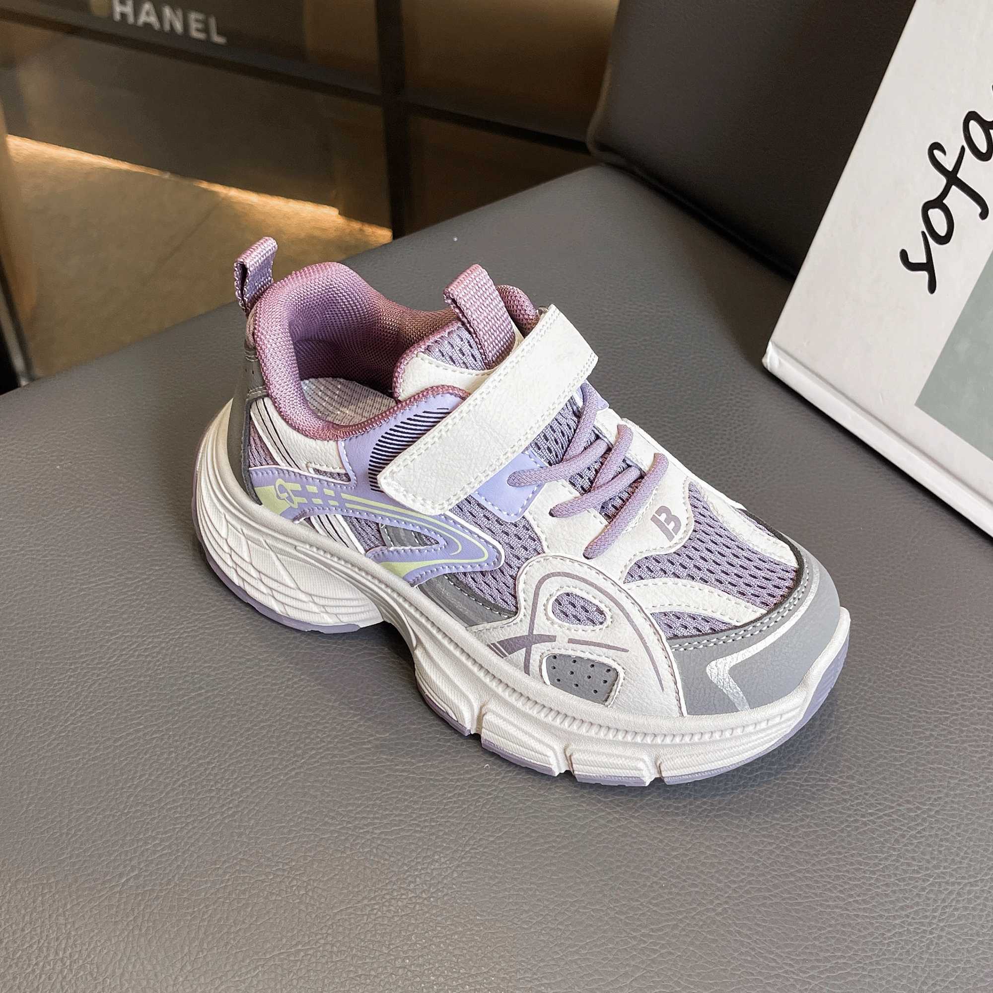 Childrens short and chubby sports shoes suitable for boys and girls casual shoes school fashion shoes W250407
