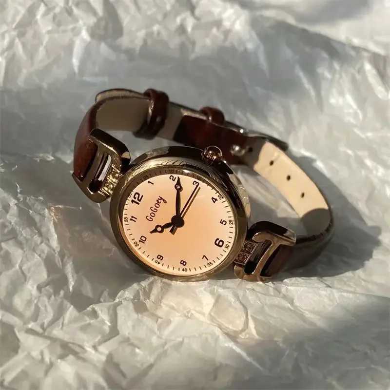 Vintage high-end round dial quartz watch for women PU leather strap watch for fashion simple temperature girls watch giftT250408