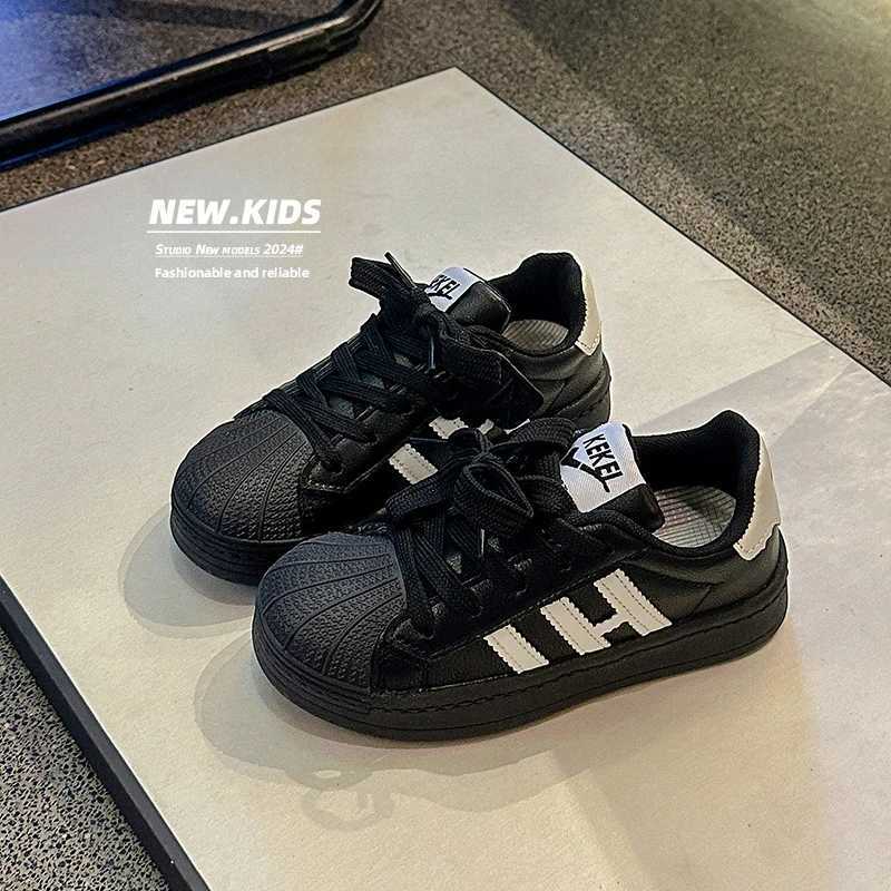 Childrens casual shoes autumn and spring baby soft baby shoes anti slip boys sports shoes girls fashionable shell toe shoes W250407