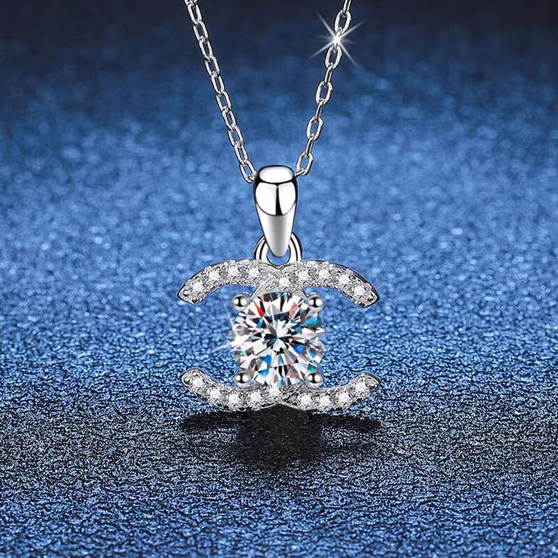 Fine Jewelry S925 Sterling Silver 1 CT D Color Moissanite Pendant Necklace for Women Engagement Jewelry
