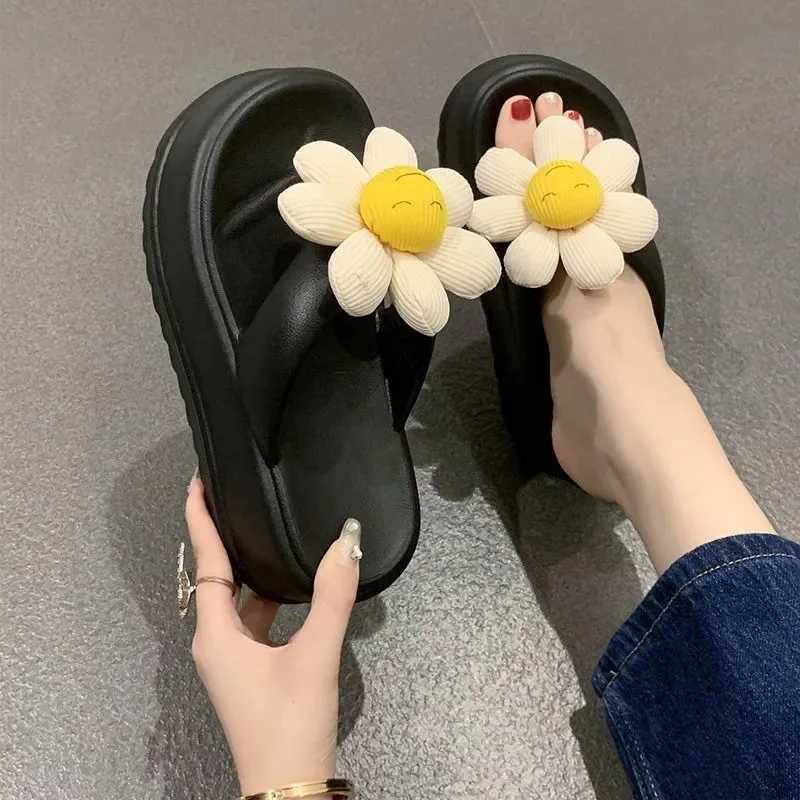 Womens summer cute flower slider womens indoor N-Slip sandals womens outdoor thick soled flip cover adult cute EVA sliderXJ250407