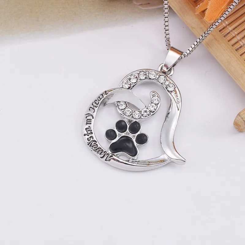 Crystal Charm Heart Shape Necklace For Women Girls Pet Lovers Rhinestone Cat Dog Paw Footprint Pendant Necklaces Jewelry GiftsC250407