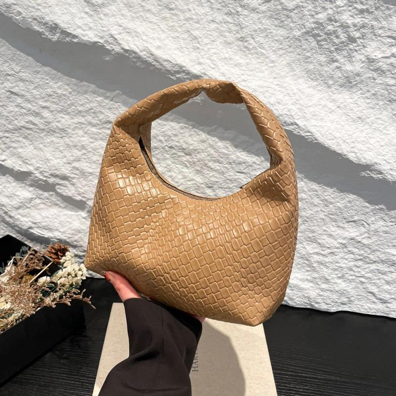 Free Shipping Totes Fashion Trendy Woven Commuting Minimalist Tote Shoulder Bag Niche Design Underarm Large Capacity 2025 Designer Bag Luxury Bag Tote
