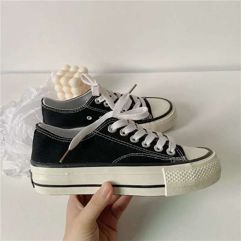 Fashion Women Canvas Shoes For Men Casual Sneakers atillas De Deporte Tenis Summer Flats White Black Loafers