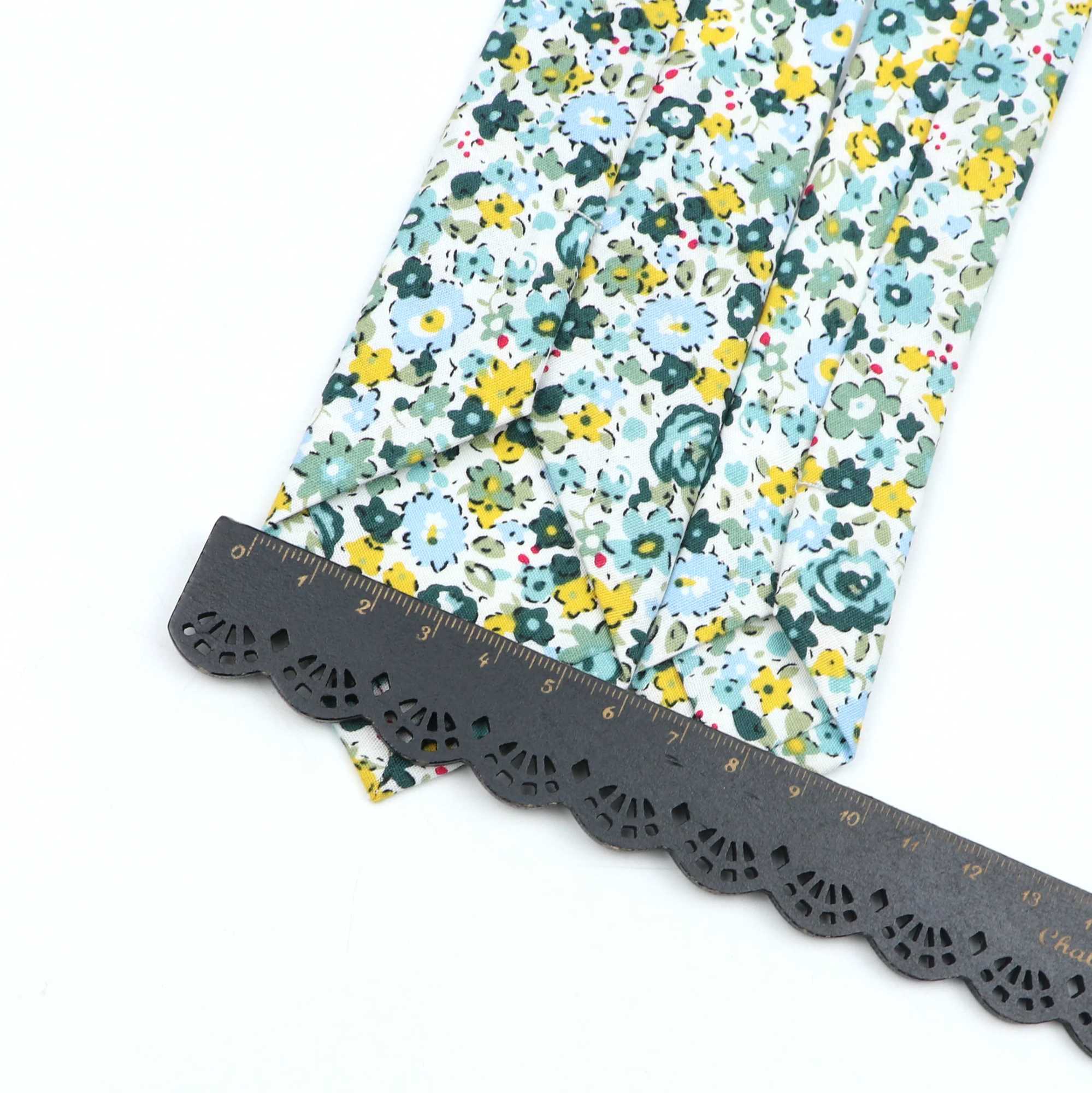 New Mens Floral Neck Ties Casual Cotton Slim Tie Skinny Wedding Party Suit Collar Flower Neckties Gravata Accessories Gift X250407