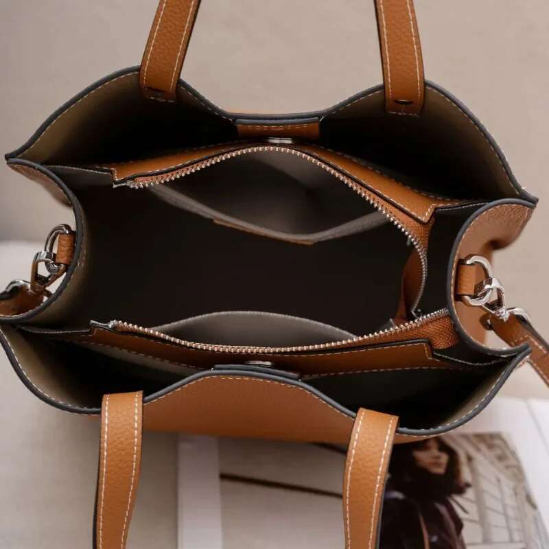 Head Layer Cowhide Single Shoulder Women's Handbag With Large Capacity, Ladies' High Quanlity Fashionable And Simple Tote Bag