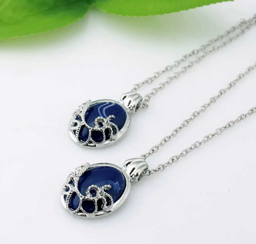 The Vampire Diaries Necklace Vintage Katherine Pendant Fashion Movie Jewelry Cosplay for Women Pendant Gifts 1pcC250407