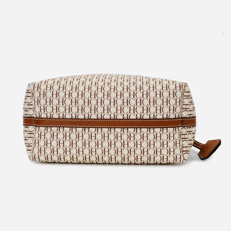 CH Brand Women's Shoulder Bag Elegant Light Practical With Bags Pure Color Simple Large hot Capacity Casual Resistant