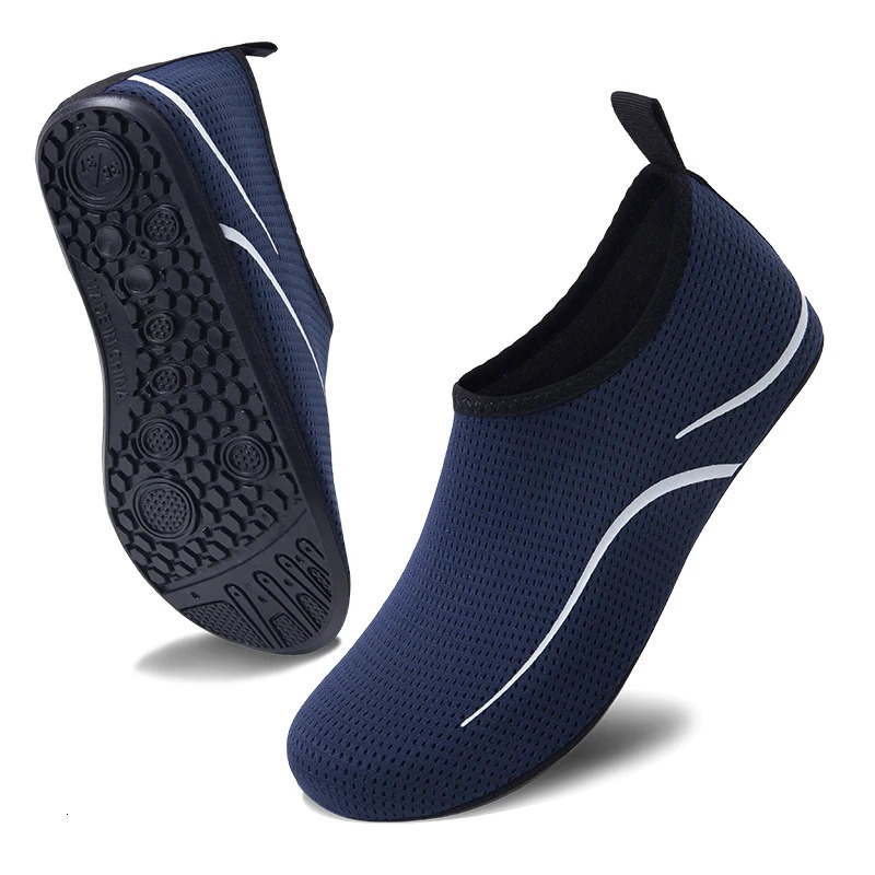 Quick-drying Men Aqua Shoes Lightweight Women Water Shoes Soft Couple Beach Shoes Summer Anti-slip Casual Sneakers Flexible 250408