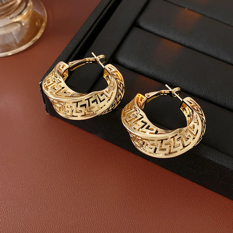 New Fashion Designer Earring Gold plated Round Hoop Earrings for Woman with zircon diamonds Earring Trend Classic Party Wedding Pendant Jewelry Gift