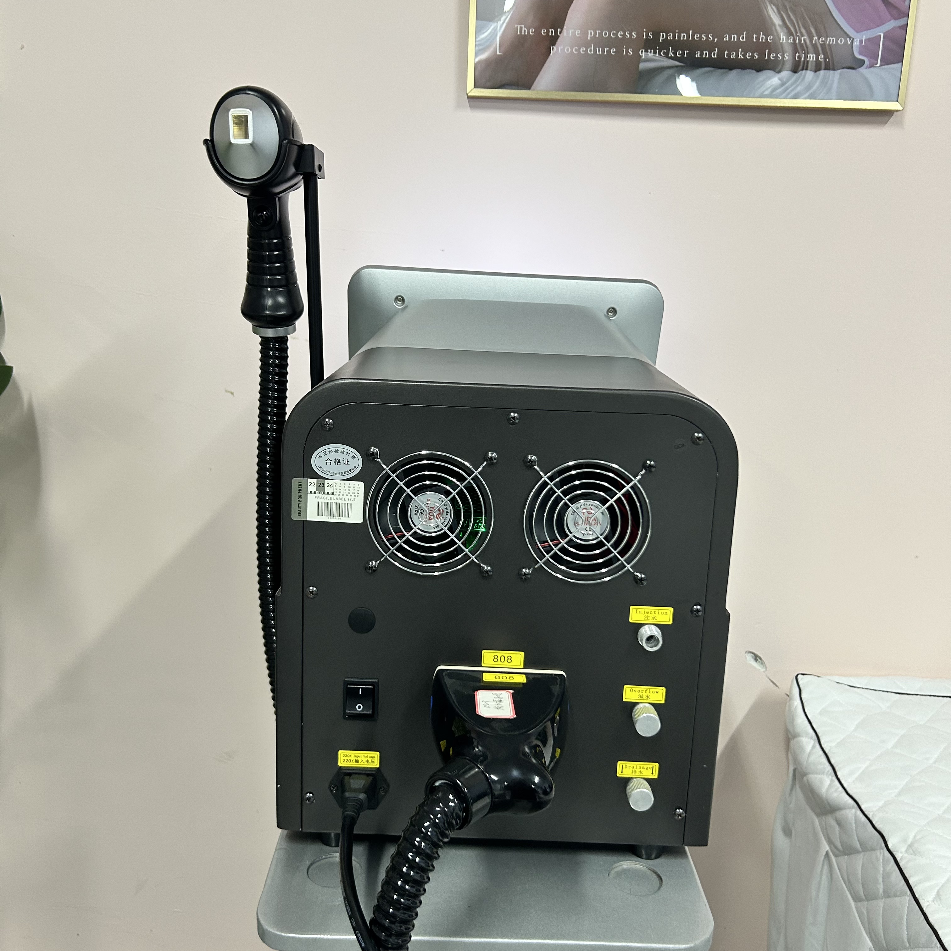 High Efficiency Diode Laser Epilator 10Bars High Power Ice Platinum Technology Painless Hair Removal for Salon & Home