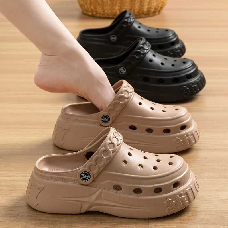 New Thick soled Garden Shoes for Women 2025 Short and Fat Platfomr Summer Sandals for Women Hollow N Smooth Eva Smooth WomenXJ250407