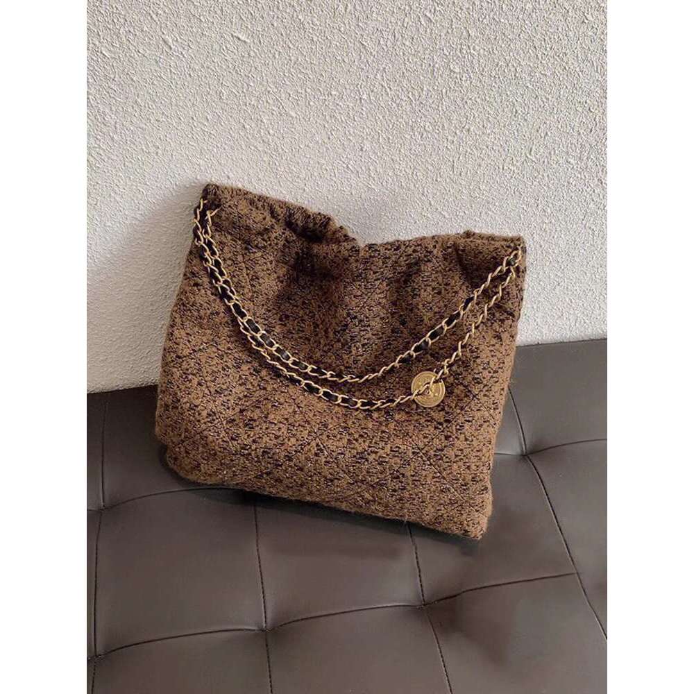 Women's Bags Large capacity commuting brown woolen chain tote women, 2025 new model, niche single shoulder underarm bag for spring and summer