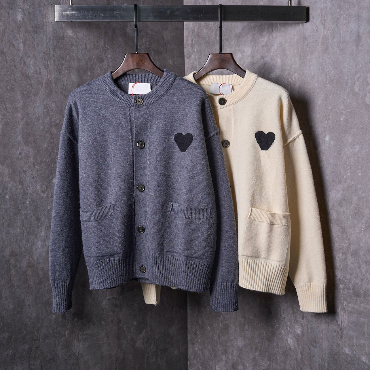 Men's sweater designer women's sweaters Button Cardigan love embroidery hoodie Jacket fall winter Men woolen sweater high quality Knitted long sleeves Sweater