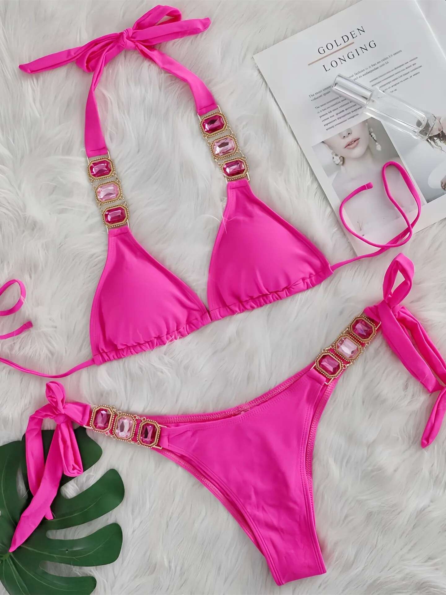 Dongdumaoyi Sexy Rhinestone Bikini Set Women Luxury Pink Crystal Diamond Push Up Bandage Thong Swimsuit Beach Bathing Suit Swimwear