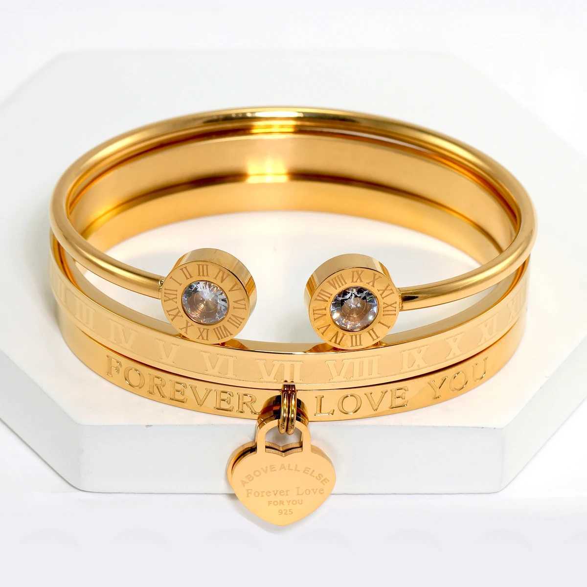 Fashionable stainlESS steel bracelet suitable for women Roman style vintage bracelet suitable for daily wear Y250408