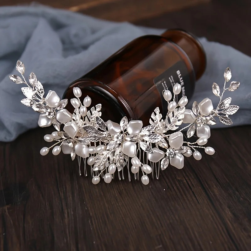 Silver pearl crystal Tiaras hair comb for wedding hair accessories bridal hair jewelry elegant womens headwear 250407