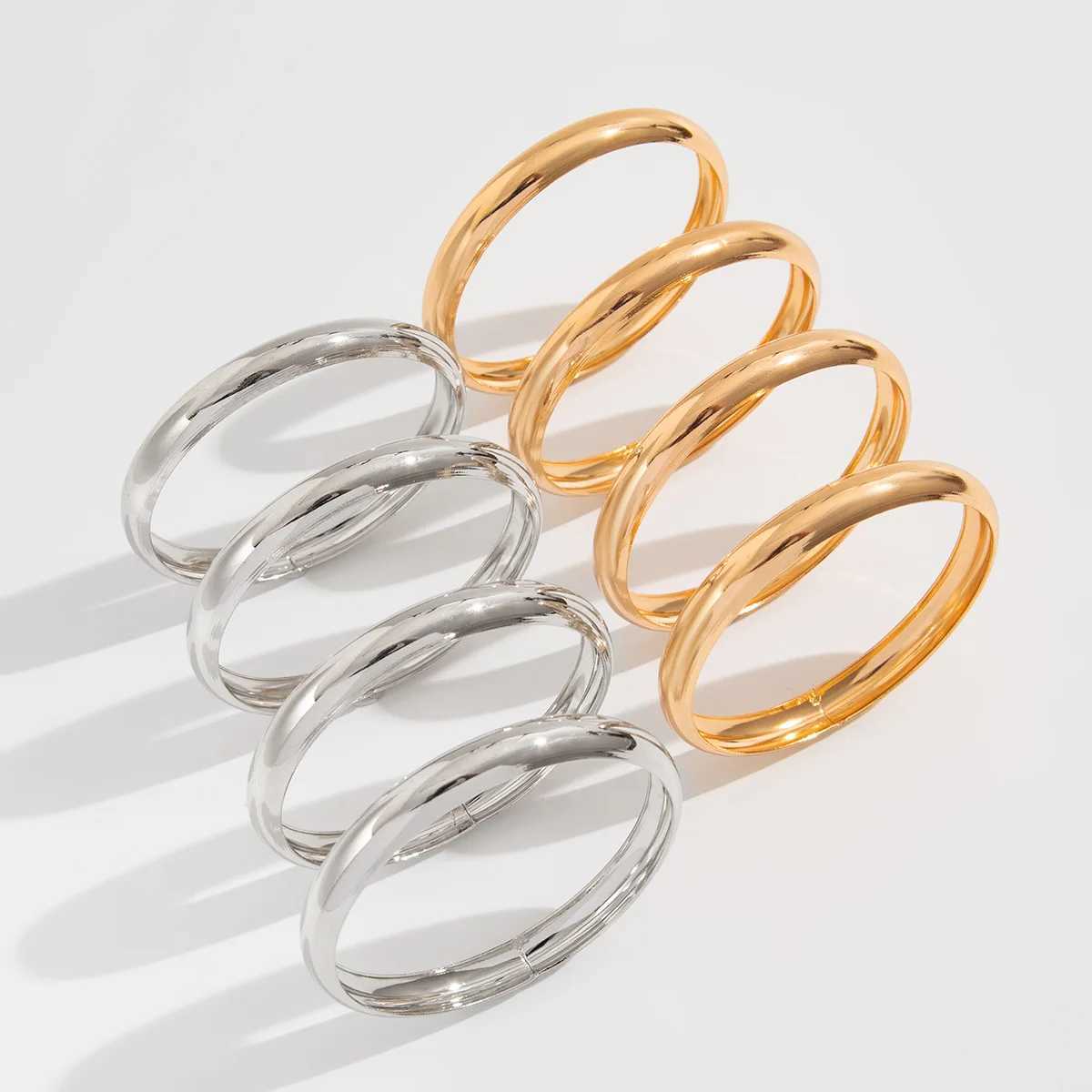 4Pcs/Set Round Stainl Steel Bracelets Set for Wen Twist Texture Bangles Gold Sier Color Jewelry Statement Streetwear GothC250408