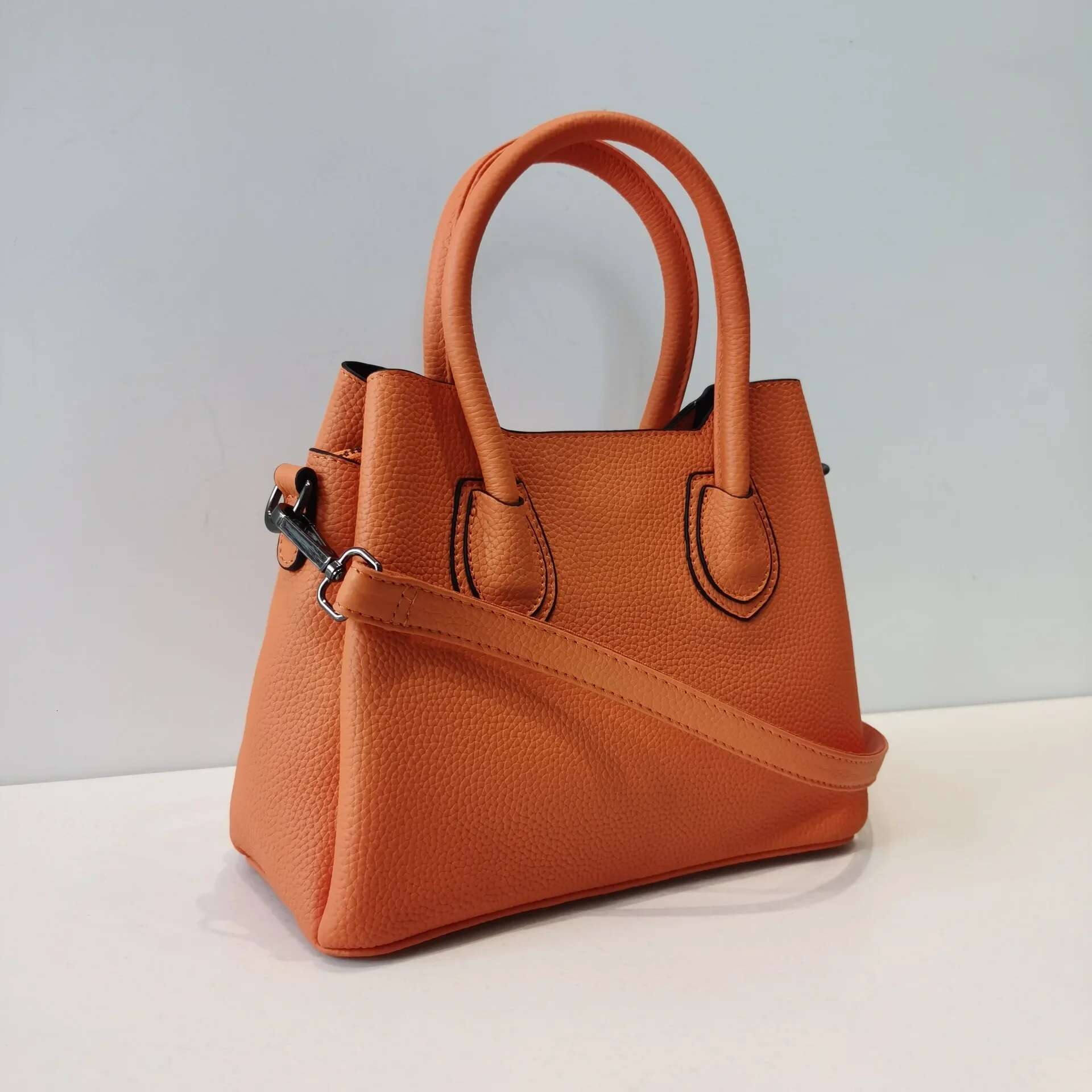New Fashion Full Grain Cowhide Leather Women's Tote Orange Roomy Deisgn Ladies Handbag Large Shoulder Bag Dropship