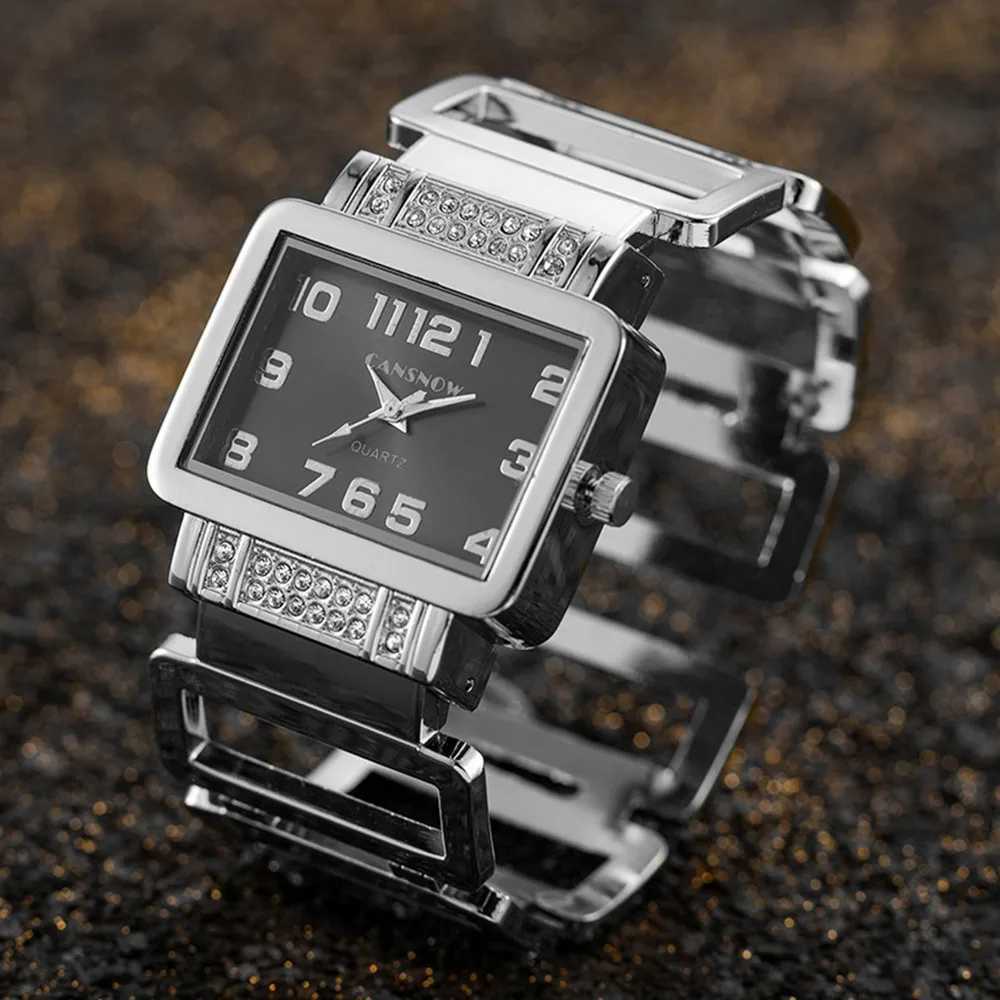 Cansnow Rectangle Womens Watch Gold Silver Bracelet Womens Water Diamond Hollow Steel Quartz Womens Fashion WatchT250408