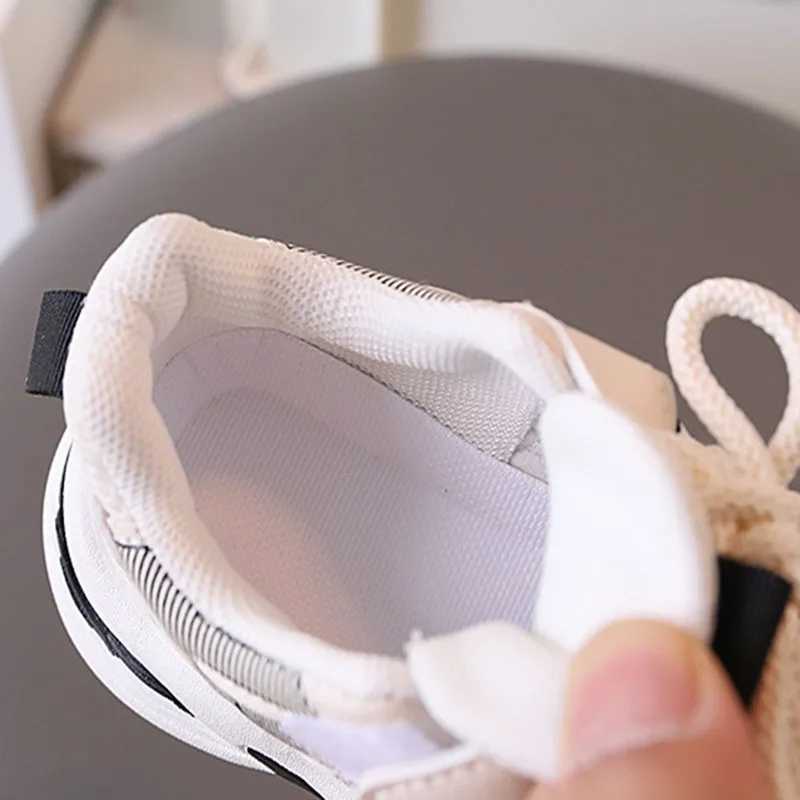 2024 Fashion Childrens Shoes Spring Kids sports shoes mesh breathable baby walking and running shoes W250407