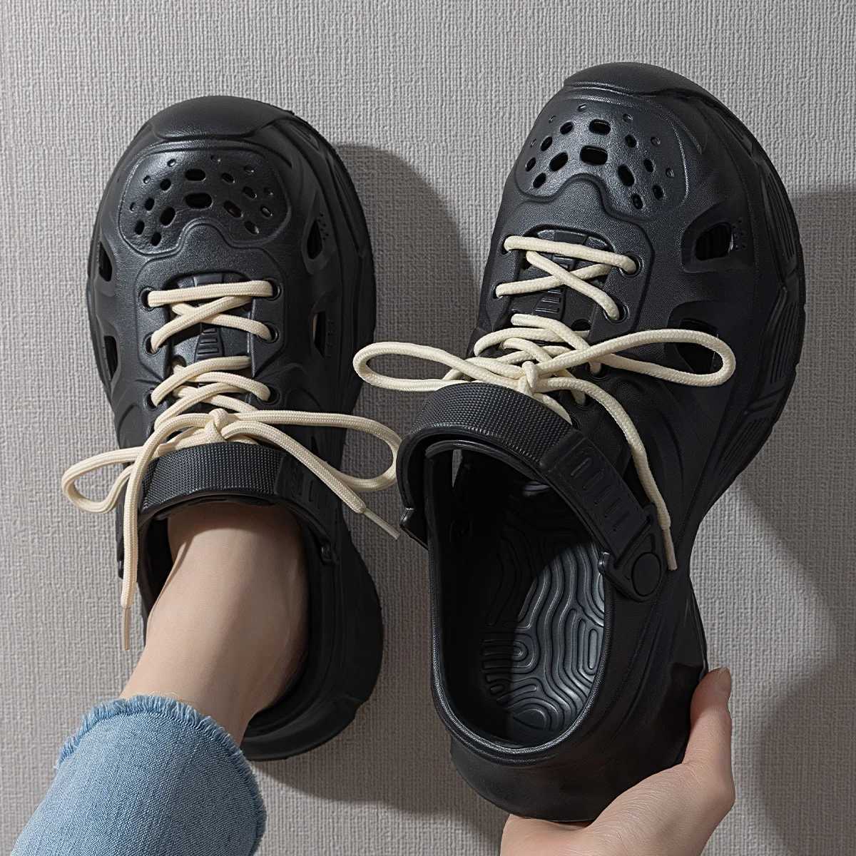 New Arrival EVA neutral hole shoes high thick sole sports slider breathable and comfortable outdoor slider T250407