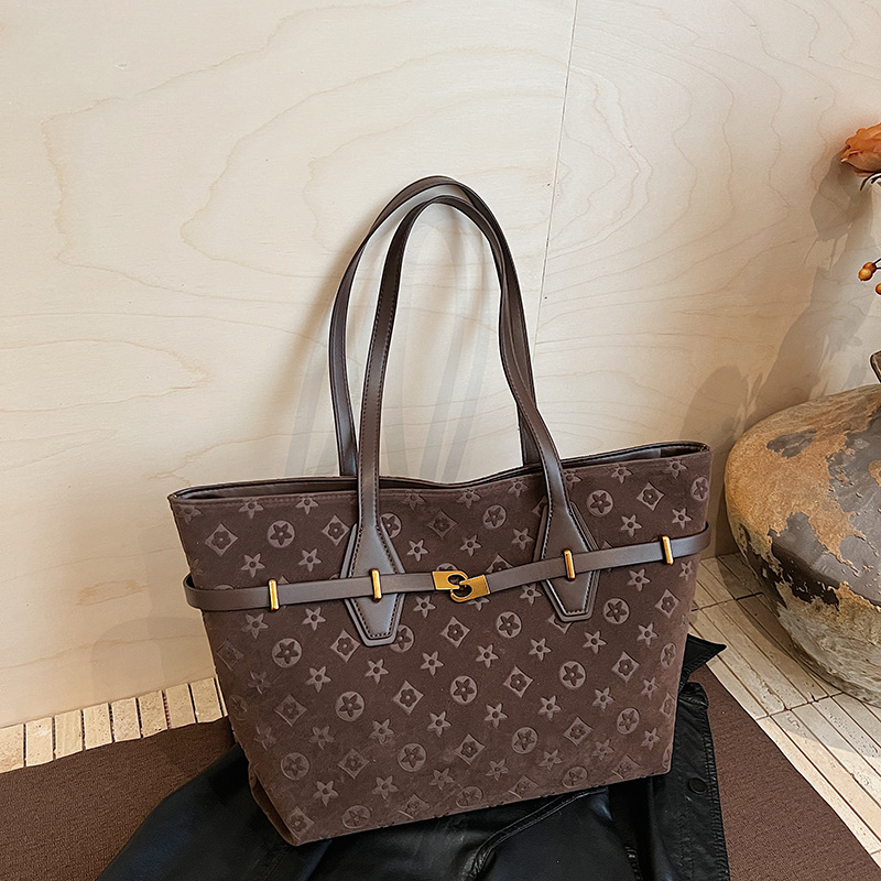 Designer Large Capacity Handtote Bag With Vintage Suede Underarm Bag Premium Hipster Shoulder Bag Free Shipping