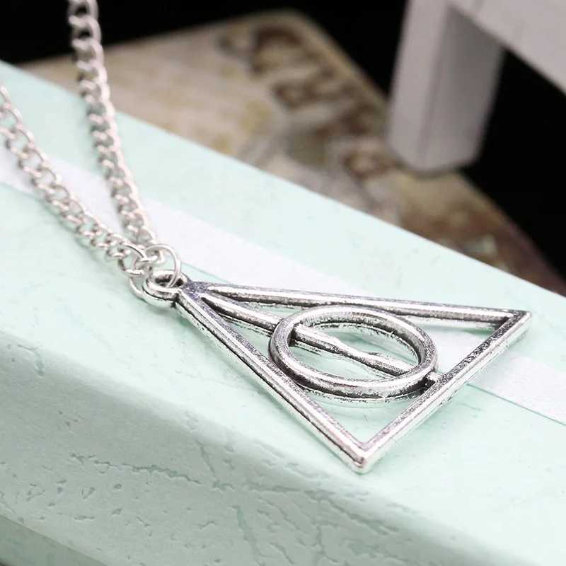 Potter Luna Deathly Hallows Triangular Circular Pendant Necklace Sweater ChainC250407