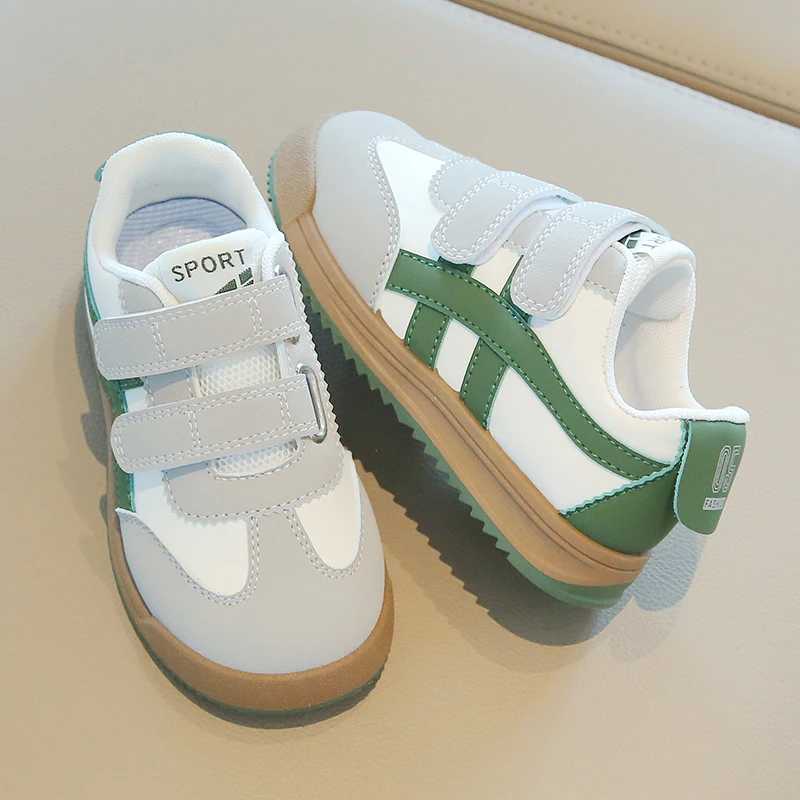 2025 New Childrens Casual Shoes Sports Shoes Lightweight Soft Boys and Girls Baby Running Four Seasons Model Board Comfortable Shoes W250407