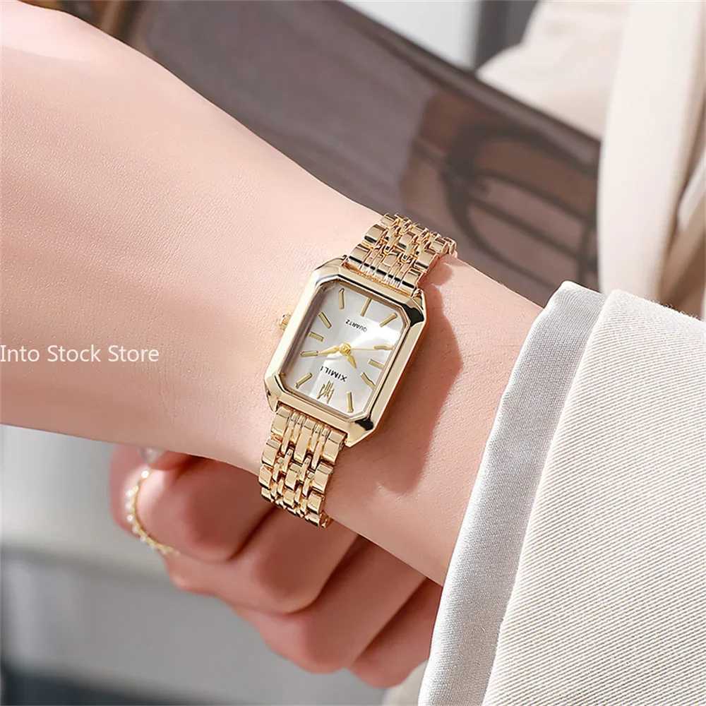 Luxury Womens Fashion Quartz Watch Simple Proportional Square High Quality Gold Plated Womens Watch Business Stainless Steel Folding WatchT250408