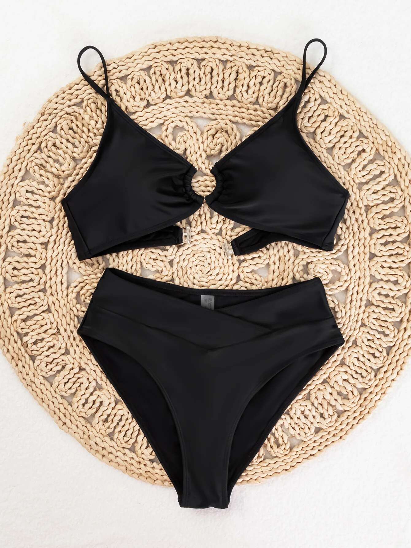Dongdumaoyi Summer Bikini Women Black Metal Ring Linked Cut Out Push Up Swimsuit Beach Bathing Suit Pleate High Waist Swimwear Biquini