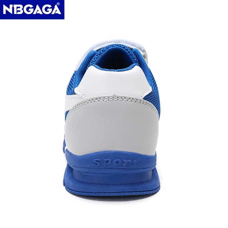 Childrens sports shoes boys breathable sports shoes lightweight soft soled running shoes comfortable student walking casual shoes W250407