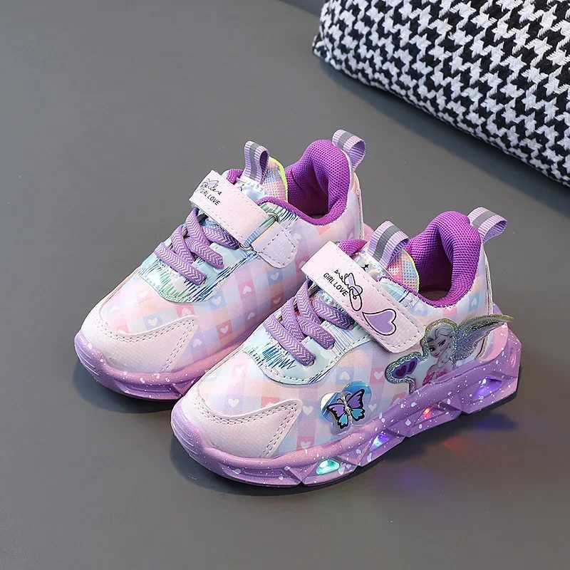 Pink Elsa Princess baby girl sneakers fashionable childrens shoes spring and summer childrens LED light sports shoes W250407