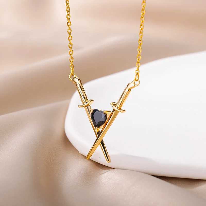 Sword and Heart Pendant Necklace for Women Vintage Gothic Gold Color Stainless Steel Necklaces Couple Wedding Aesthetic JewelryC250407
