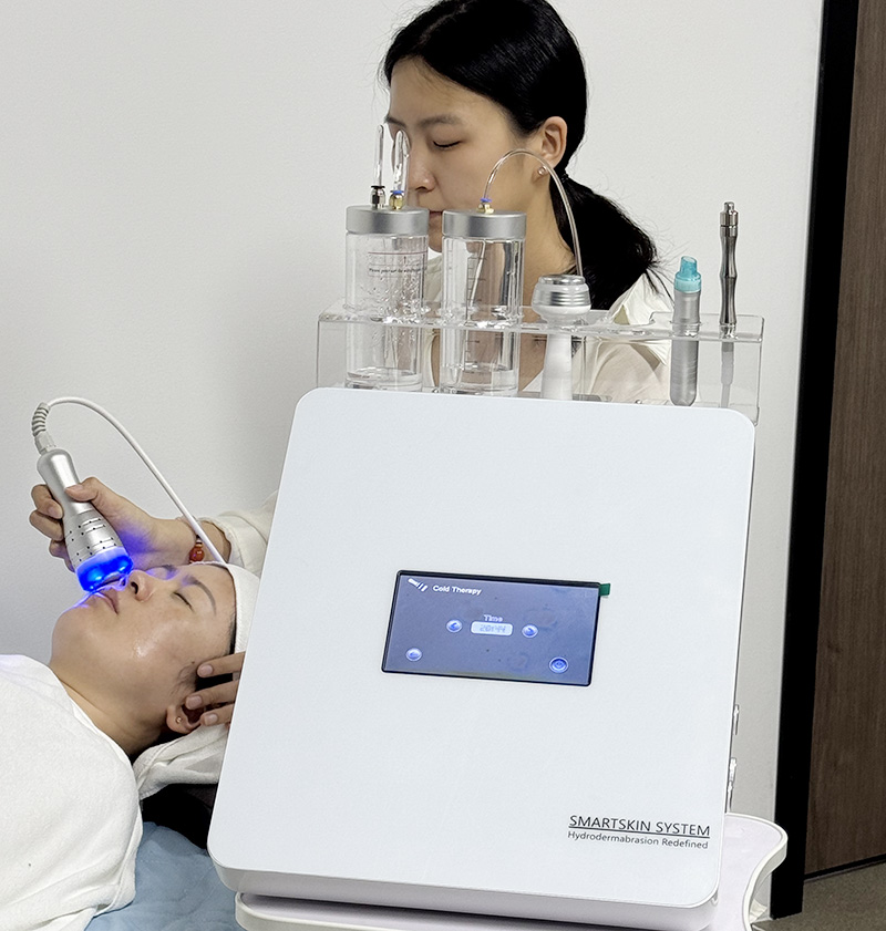 4 In 1 Vacuum Blackhead Remover hydra Microdermabrasion Diamond Peeling Hydra dermabrasion Cold hammer Aqua Peel Face Beauty Machine