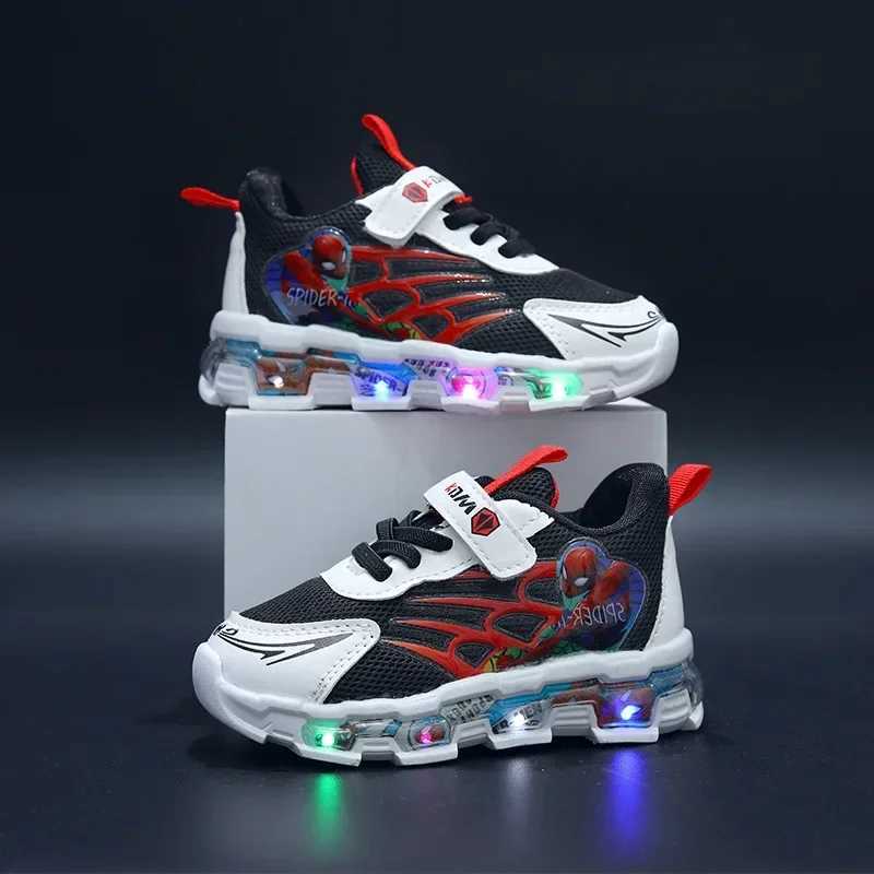 Childrens sports shoes Spider Man boys and girls casual shoes Summer mesh breathable student shoes Anti slip casual shoes W250407