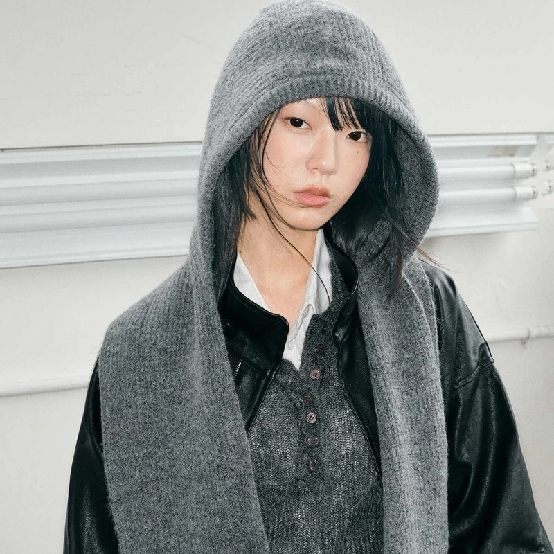 1pc Women Hooded Scarf Cape Balaclava Hatoutdoor Winter warm Knit WrapAround Neck WarmerSuitable For Daily Wearhoildaytralve 251107