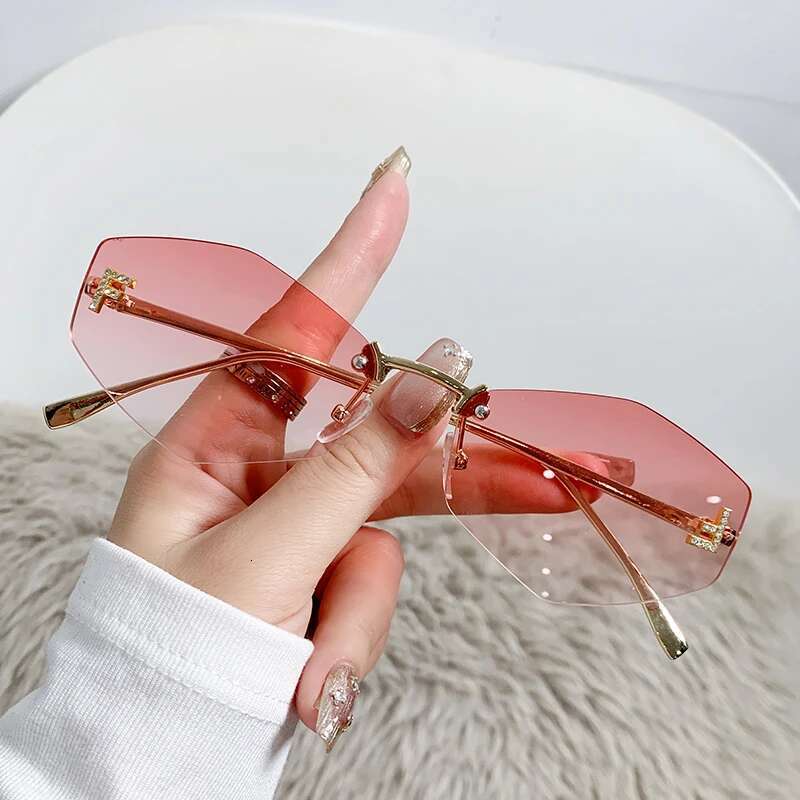 2025 New Frameless Letter F Dia-set Polygonal Fashionable Street Shot Sunglasses Women 90271