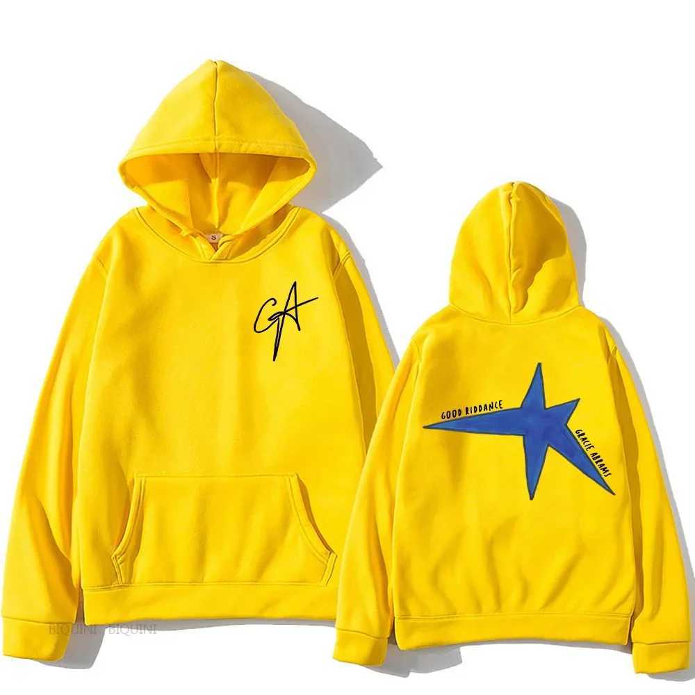 Mens and womens fashion trend hoodies casual outdoor hoodies. Wearing a unique hoodie always gives people a comfortable feeling W250408