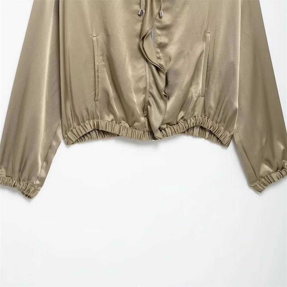 SpringSummer Womens Fashion Stacked Decorative Silk Texture Jacket Collar Brushed Short Coat 250408
