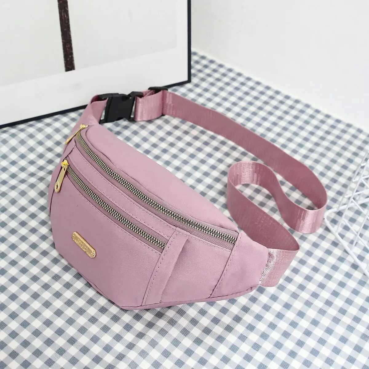 Fanny Packs Womens Waterproof Waist Bag with Adjustable Shoulder Straps Suitable for Travel and Sports Running Z250407