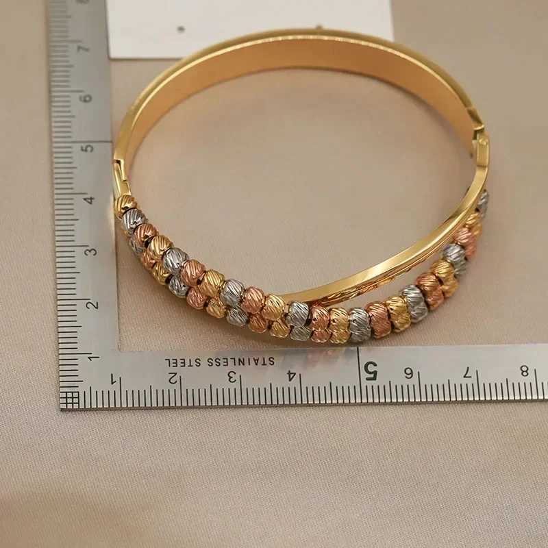 Stainless steel metal bead cross bracelet and bracelet suitable for womens fashion brand jewelry exquisite multi-color bracelet Y250408