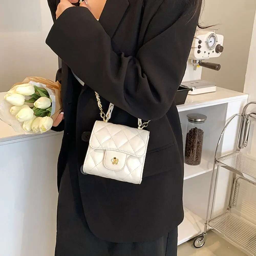 Fashion 2025 New Chain Crossbody For Women Mini Shoulder Bag Ladies Rhombus Embroidery Handbags PU Leather Messenger Bags