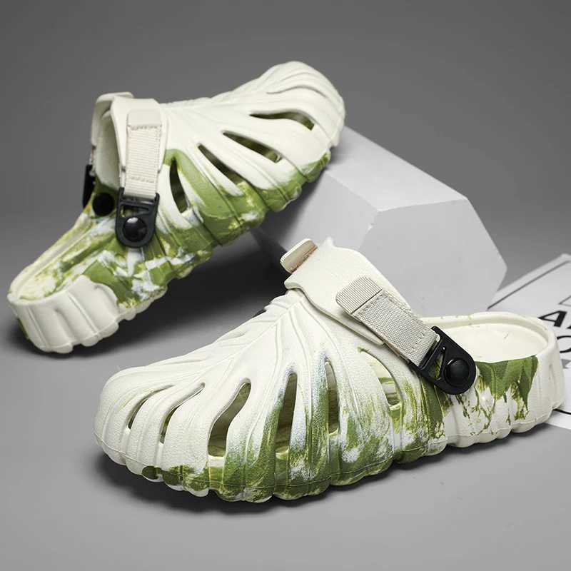 New Arrival Camouflage sandals Monstera Deliciosa Slippers womens beach sandals outdoor hollow summer non slip PU perforated shoes EU 35-45 T250407