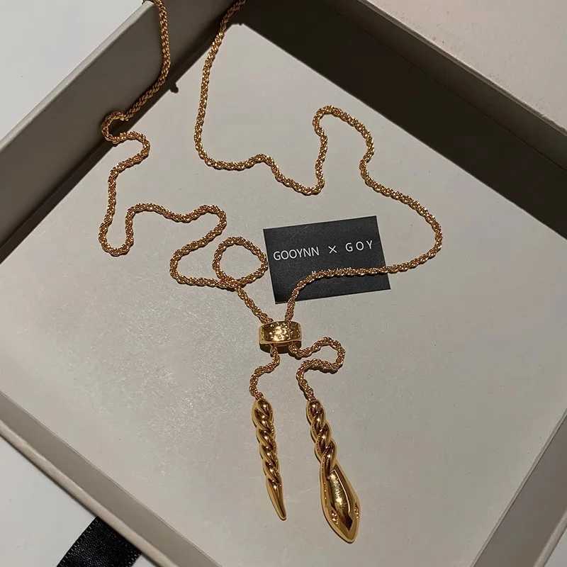 French Long Drawable Fried Dough Twists Necklace for Womne Niche High-end Fashion Banquet Vintage Pendant Sweater ChainC250407