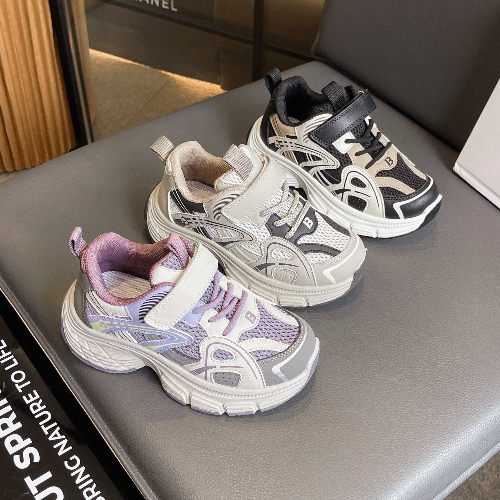 Childrens short and chubby sports shoes suitable for boys and girls casual shoes school fashion shoes W250407