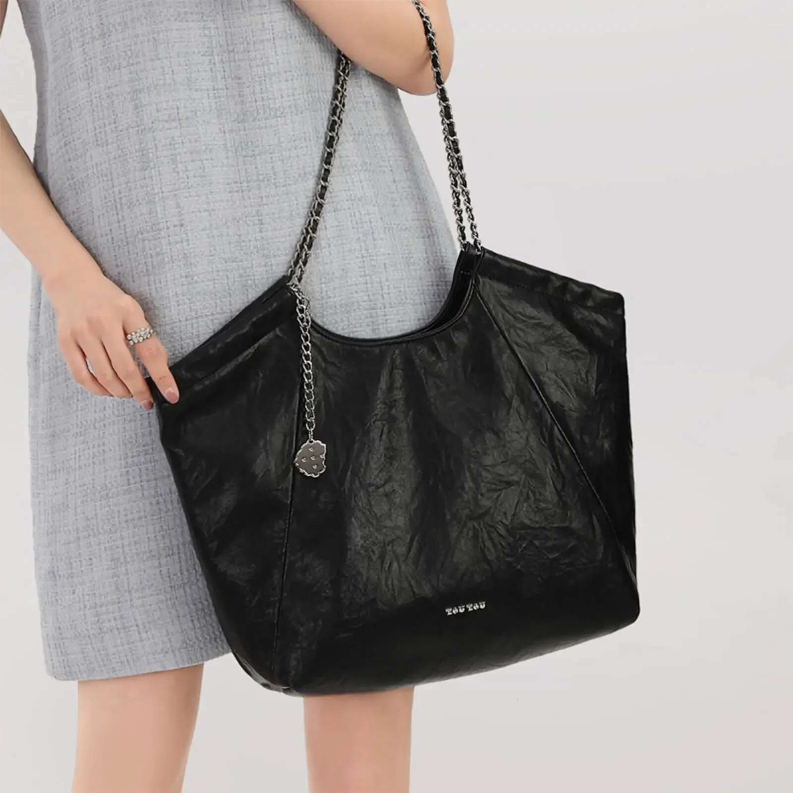 TOUTOU Large Capacity Tote High-End And Fashionable Commuting Pleated Single Shoulder Armpit Bag Women Valentine Gift