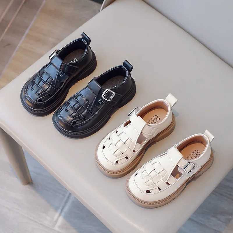 Childrens shoe designer hollow breathable soft sole leather shoes fashion version anti slip casual sports shoes W250407